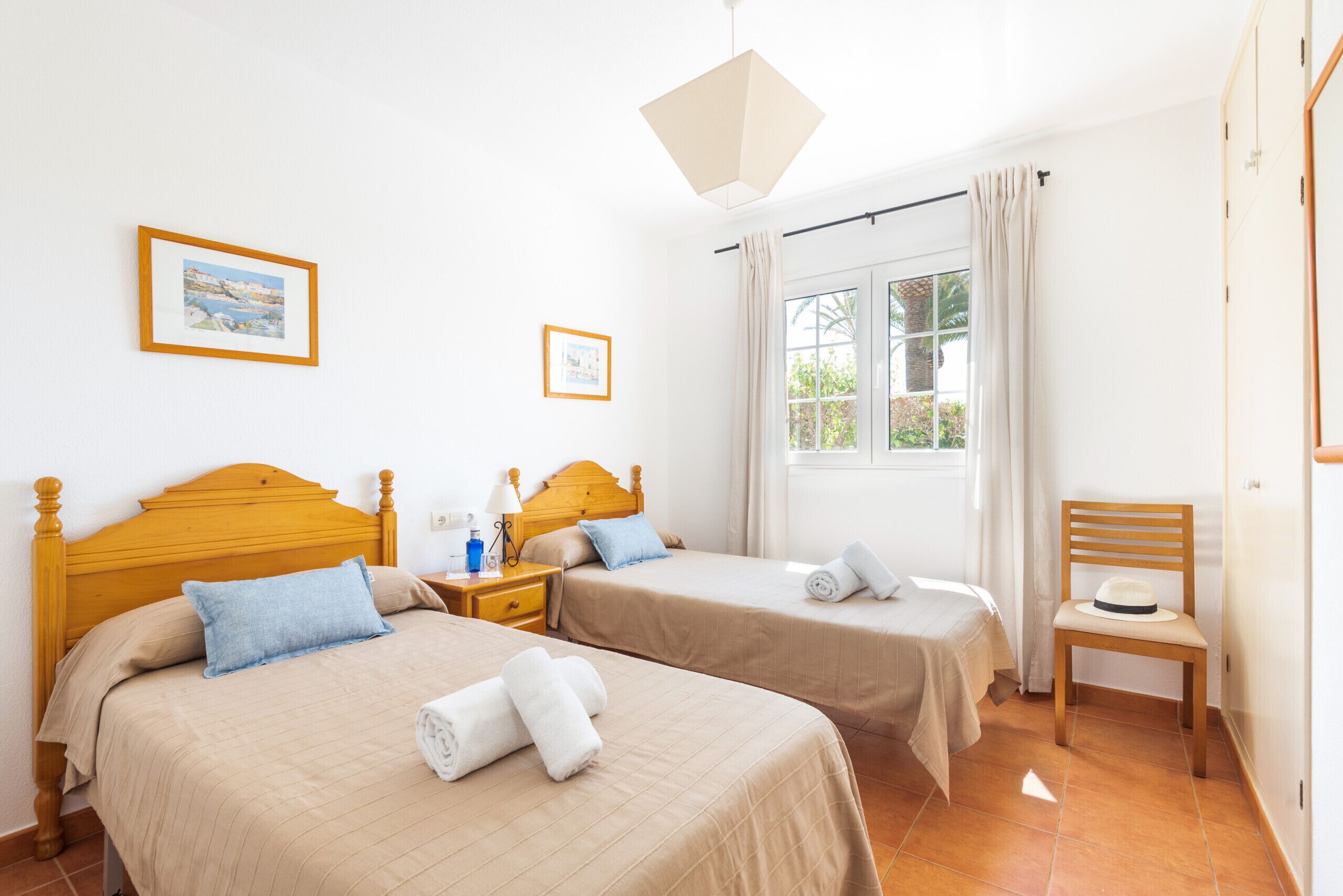 4 Schlafzimmer, Bügeleisen/Bügelbrett, kostenloses WLAN, Bettwäsche