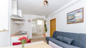 Apartment (A1) | Ruang tamu