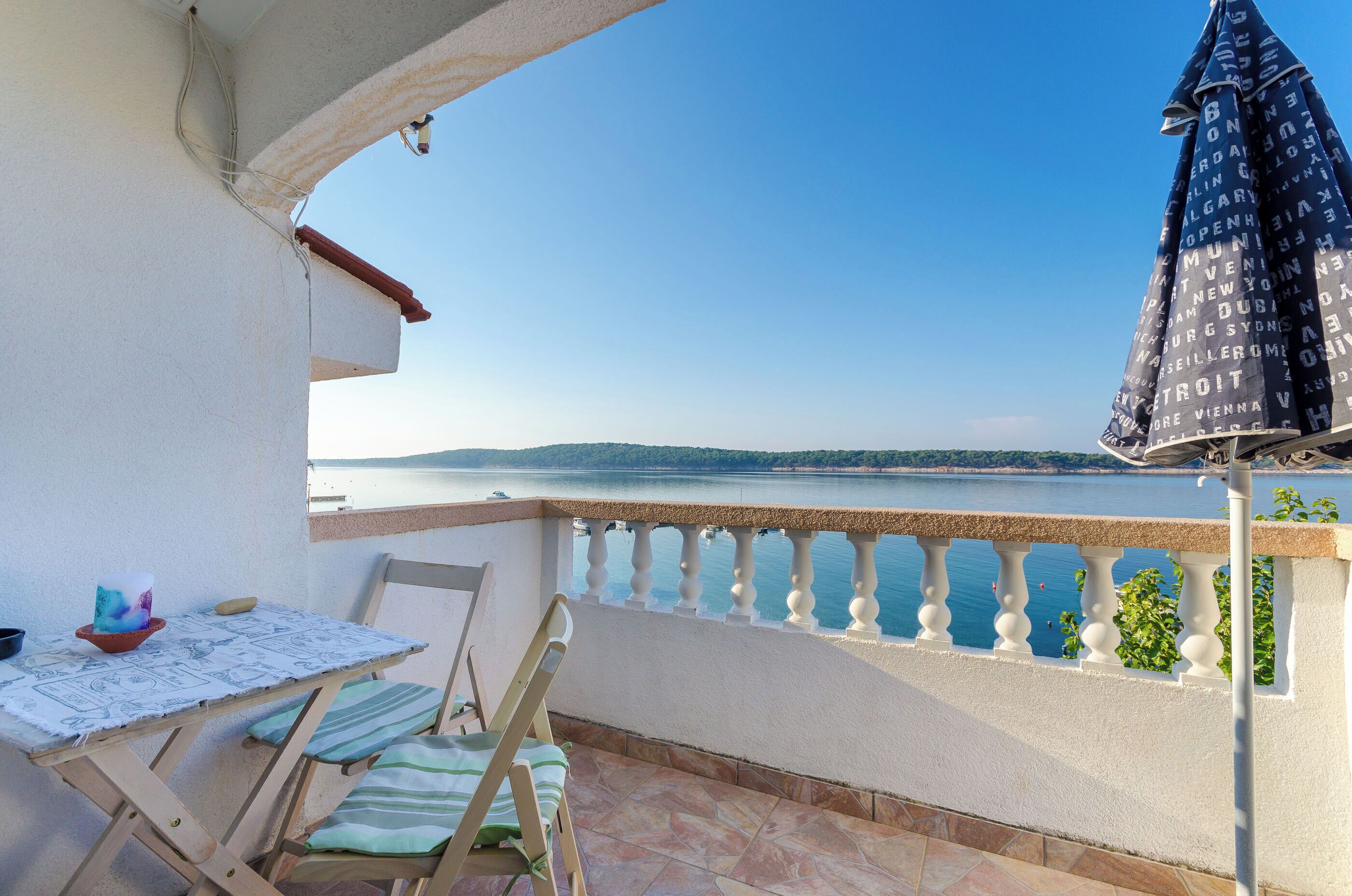 Apartment (A3) | Balcony