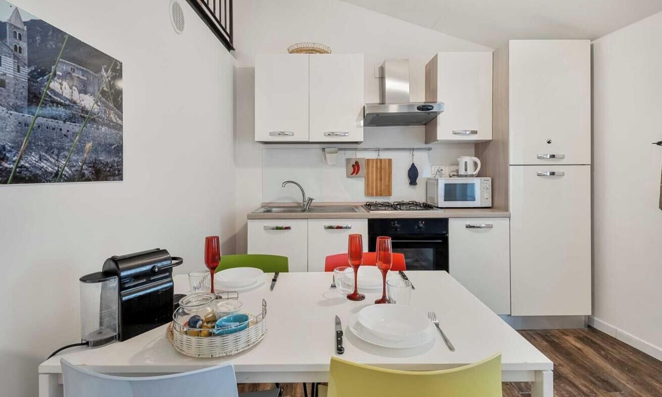 Réfrigérateur, micro-ondes