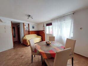 Apartment (A1) | Living room - Apartments Ineska (Crikvenica)
