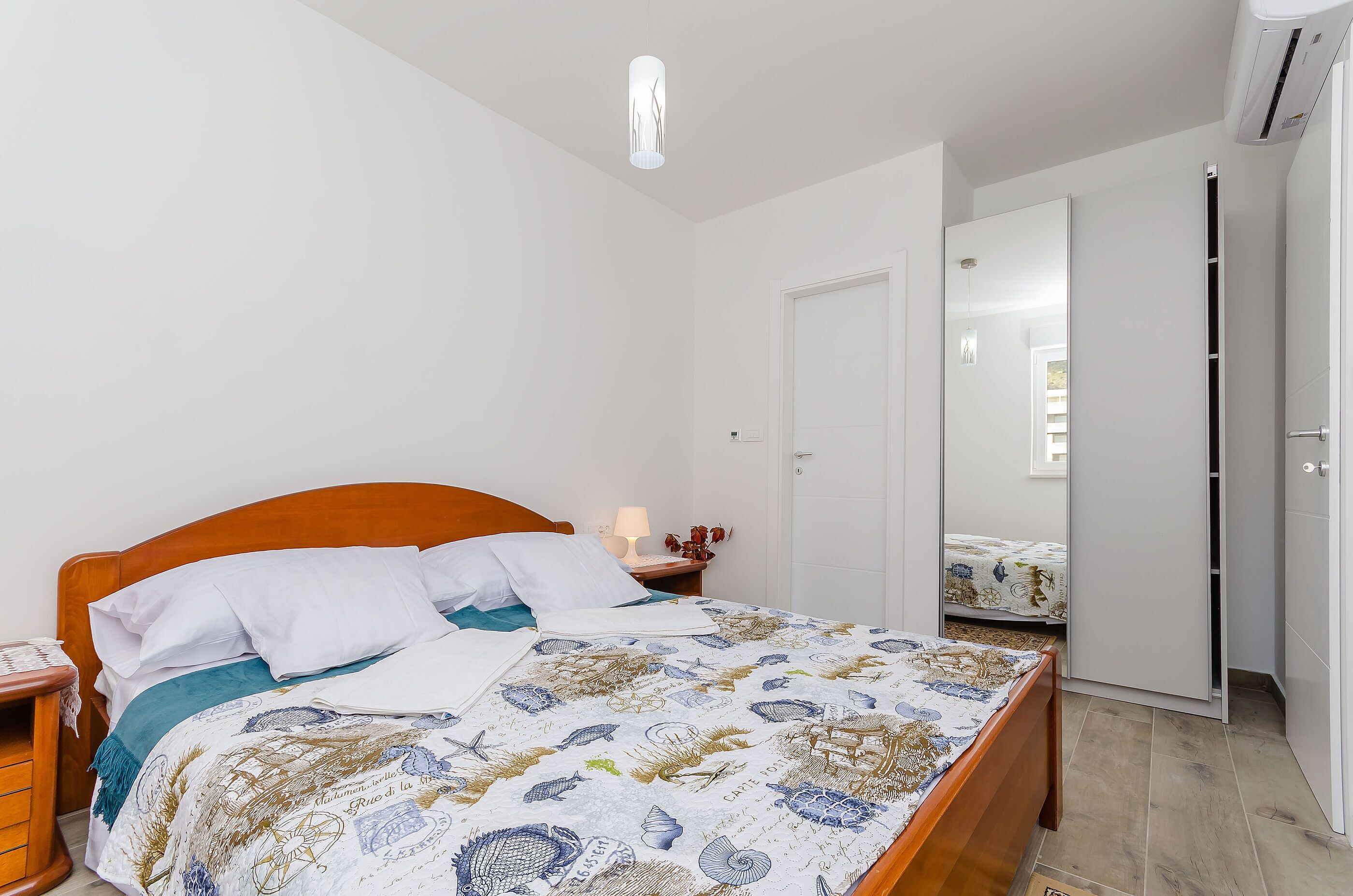 Apartament (A1) | Planxa i posts de planxar i wifi gratuïta 