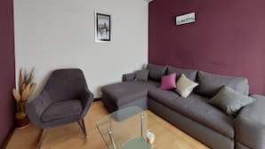 Apartment (A1) | Ruang tamu