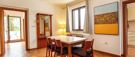 Apartment (A2) | Speisen