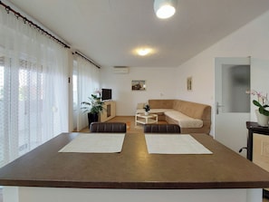 Apartment (A2) | Wohnzimmer