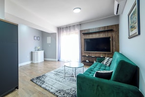 Apartment (A4) | Living room - Apartments Orsula Near old Town (Sibenik)