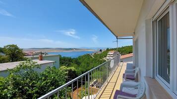 Apartment (A1) | Water view