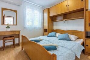 Appartement (A1) | Fer et planche à repasser, accès au Wi-Fi (inclus)