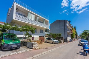 Building design - Apartment Megi (Crikvenica)