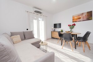 Apartment (A2) | Living room - Apartments Ria Vodice (Vodice)