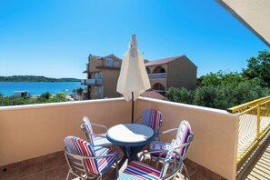 Apartment (A1) | Balcony - Apartments Goran Near the Beach (Vodice)