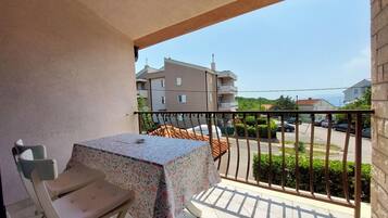 Apartment (A3) | Water view