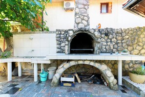 BBQ/picnic area - Apartment Vesna (Krk)