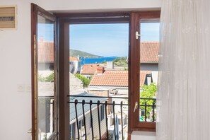 Apartment (A2) | Balkon