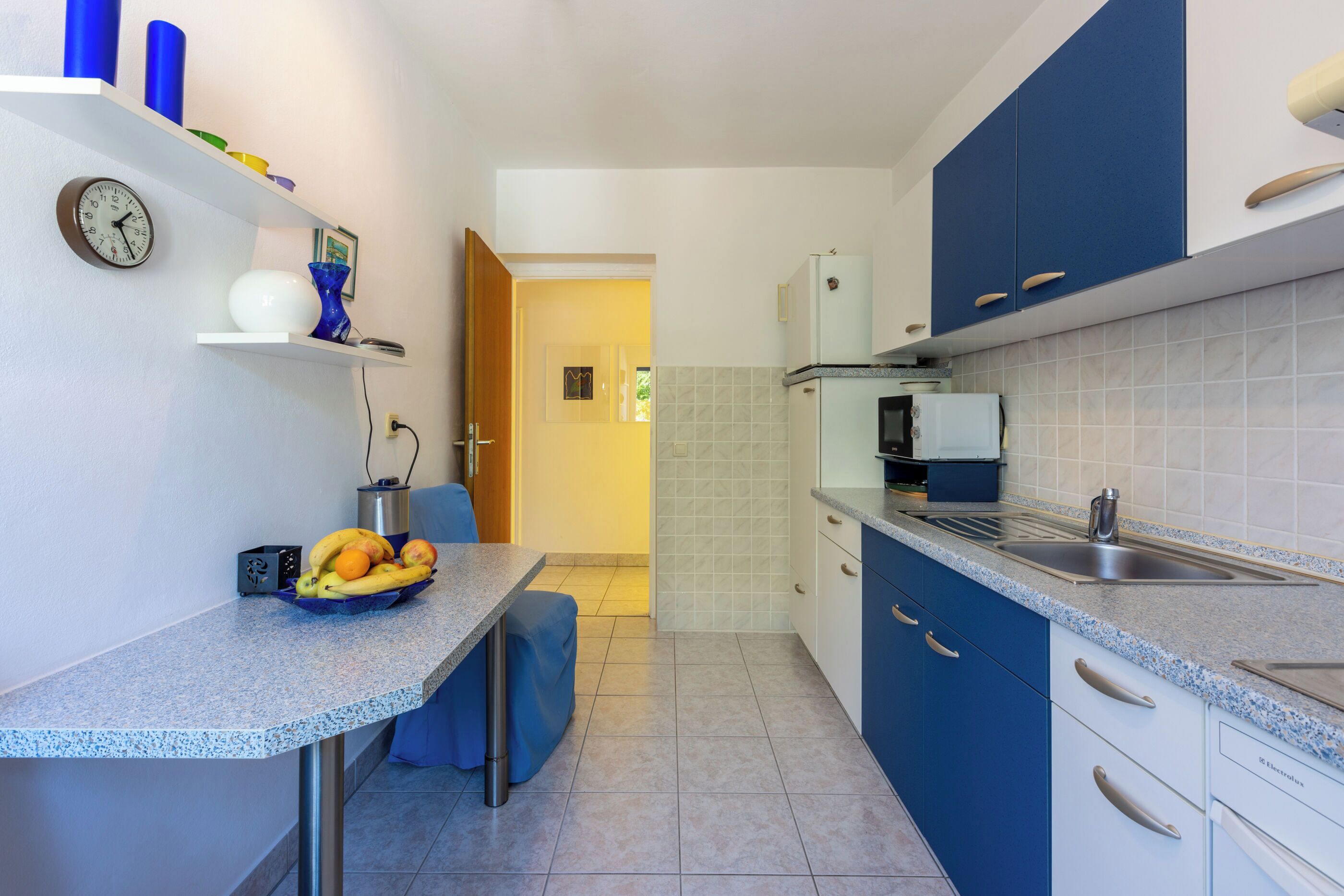 Apartment (A1) | Private kitchen | Fridge, oven, stovetop, espresso maker