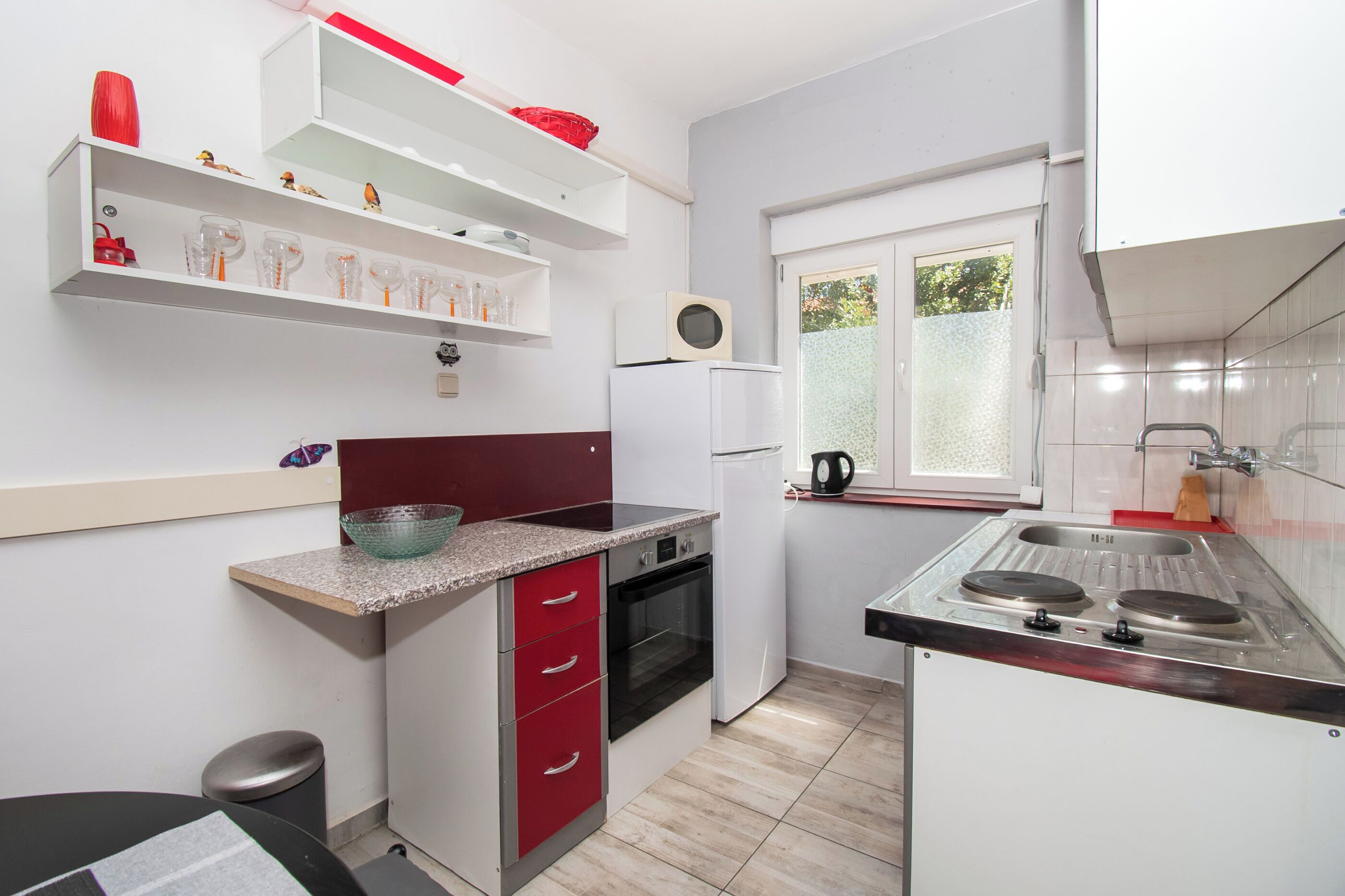 Apartment (A1) | Private kitchen | Fridge, microwave, stovetop, espresso maker