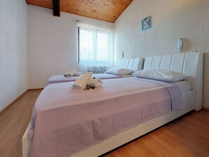 Apartment (A2)