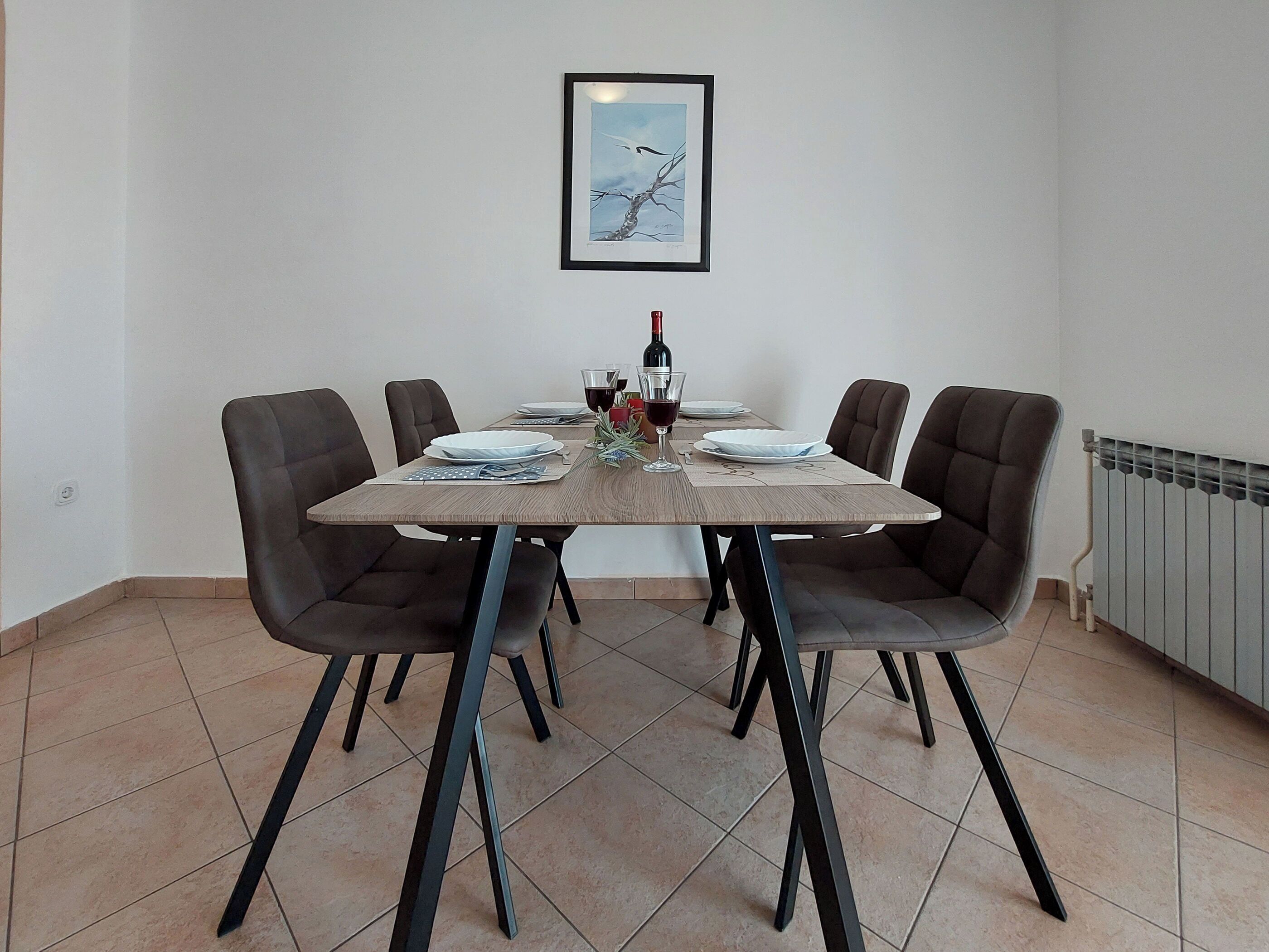 Apartment (A2) | Dining