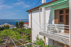 Apartment (A2) | Terrace/patio - Apartments Dusanka (Crikvenica)