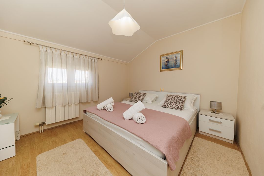 Apartment (A1) | Iron/ironing board, WiFi (free)