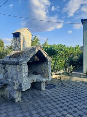Grill-/Picknickplatz