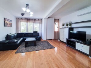 Apartment (A1) | Living room - Apartment Frano (Crikvenica)