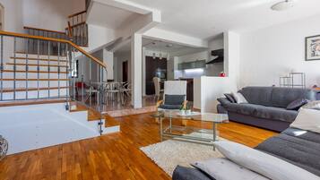 House | Living room