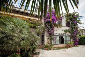 Building design - Apartments Nadia (Rovinj)