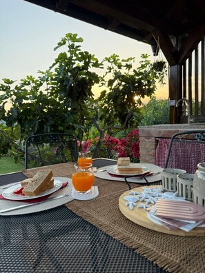 Outdoor dining - House Stara Kuca-old Stone House (Vinodol)