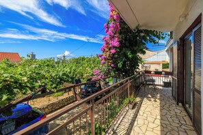 Apartamento (A1) | Balcón