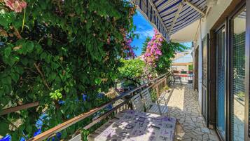 Apartment (A1) | Balcony