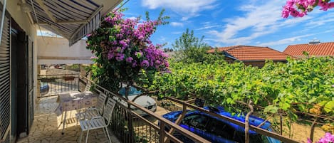 Apartment (A1) | Balcony