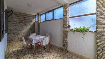 Apartment (A1) | Terrace/patio