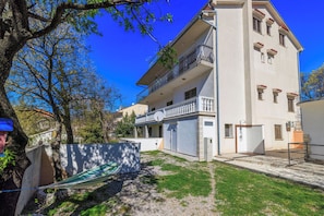 Free WiFi - Apartment Julija (Novi Vinodolski)