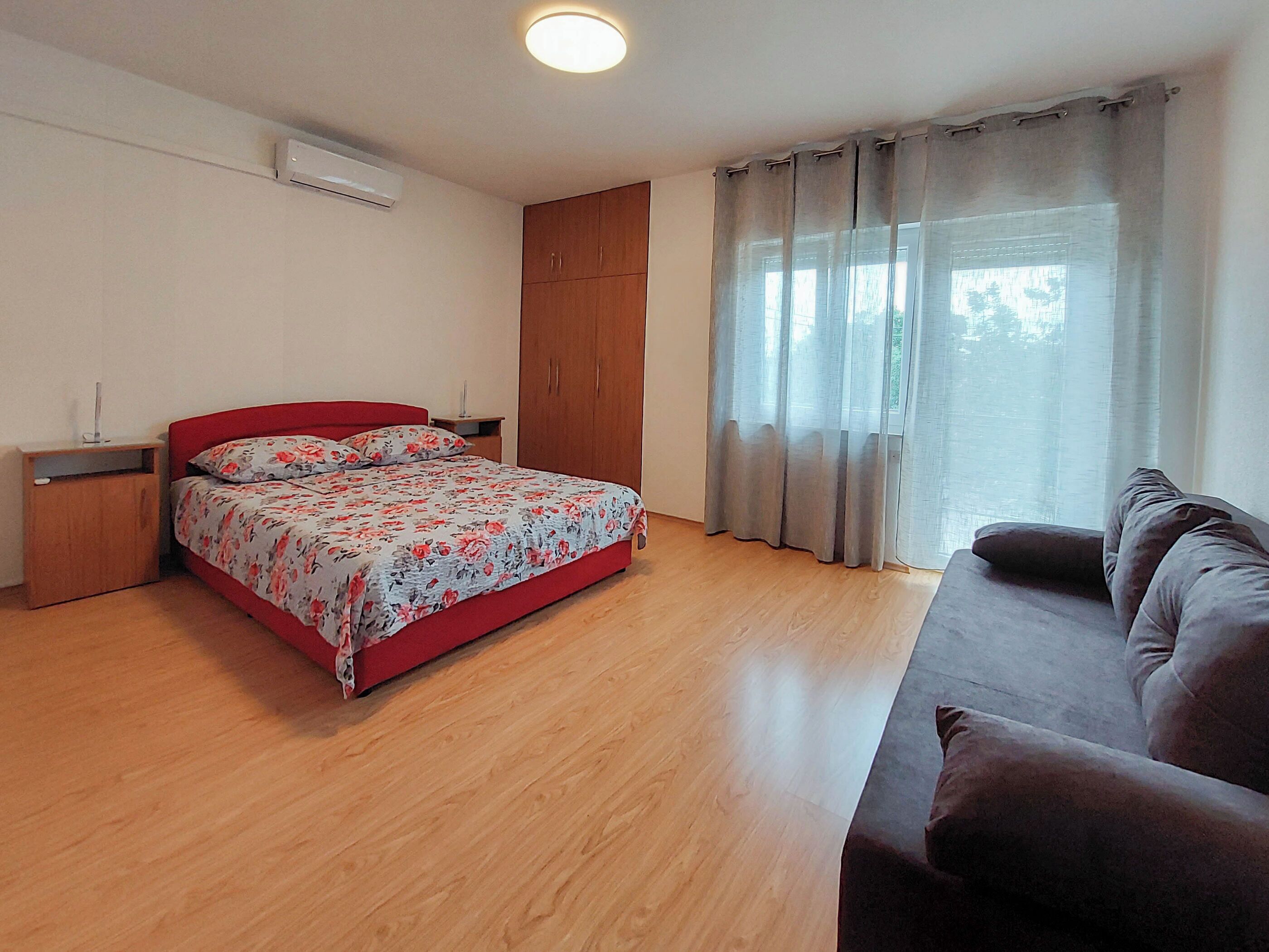 Apartment (A2)