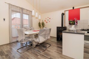 Apartment (A2) | Private kitchen - Apartments Anita Tribunj (Tribunj)