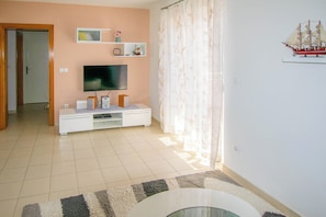 Apartment (A1) | Living room | DVD player - Apartments Etera (Sveti Filip i Jakov)