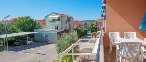 Apartment (A1) | Balcony