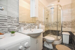 Apartment (A1) | Badezimmer | Dusche