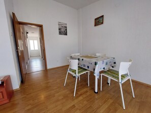 Apartment (A2) | Dining - Apartment Ankica (Punat)