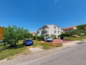 Kiến trúc tòa nhà