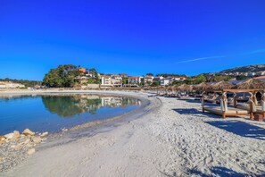 Beach - Apartment Villa Strenja (Rab)