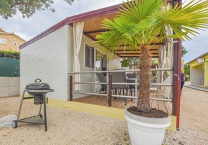 Apartment (A3) | BBQ/picnic Area - Mobile Home Dandelion (Biograd na Moru)