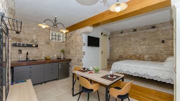 Studiolejlighed (A1) | Privat køkken | Køleskab, kogeplade, elkedel, brødrister