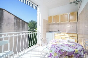 Studio (A6) | Private kitchen - Apartments Villa Sunset (Vodice)