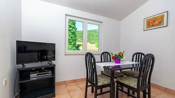 Apartment (A1) | Speisen