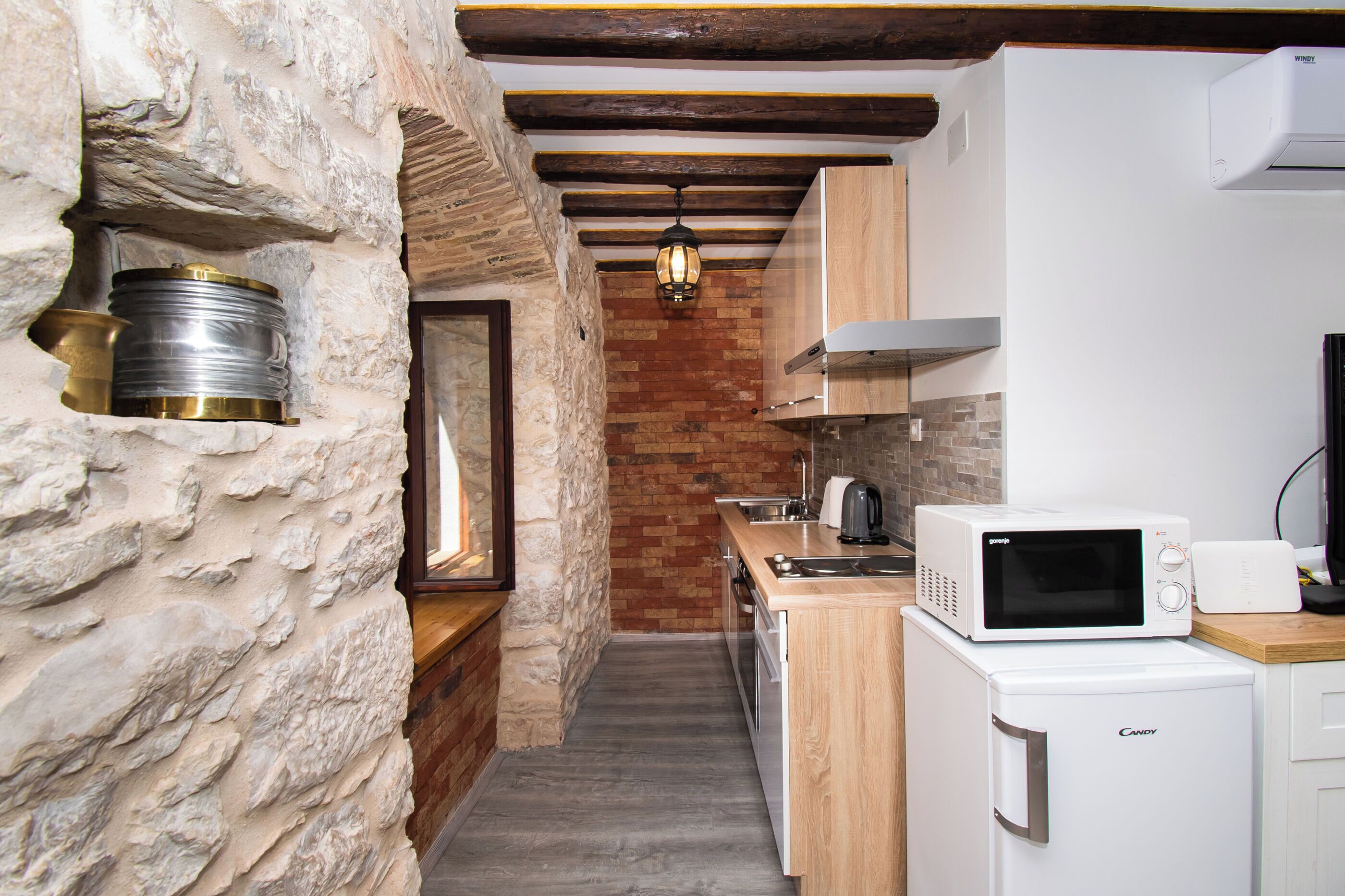Apartment (A1) | Private kitchen | Fridge, microwave, oven, stovetop
