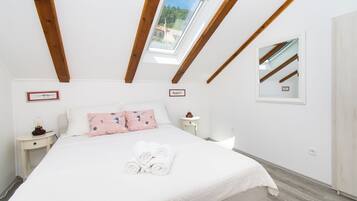 Apartment (A2)