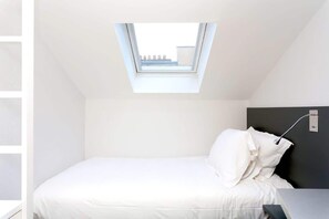 1 bedroom, iron/ironing board, travel cot, WiFi - Cozy apartment near the Pompidou Center (Paris)