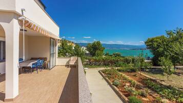 Apartment (A1) | Water view